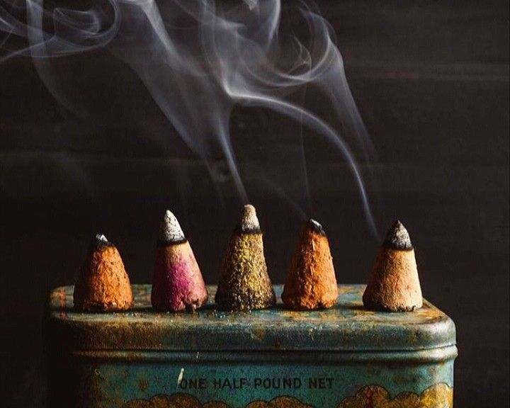 Hướng dẫn cách đốt trầm hương đúng cách để hương thơm lan tỏa tự nhiên